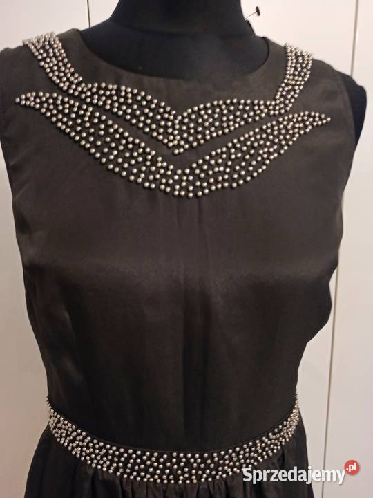 szara sukienka z metalicznymi koralikami Spódnice i sukienki Częstochowa sprzedam