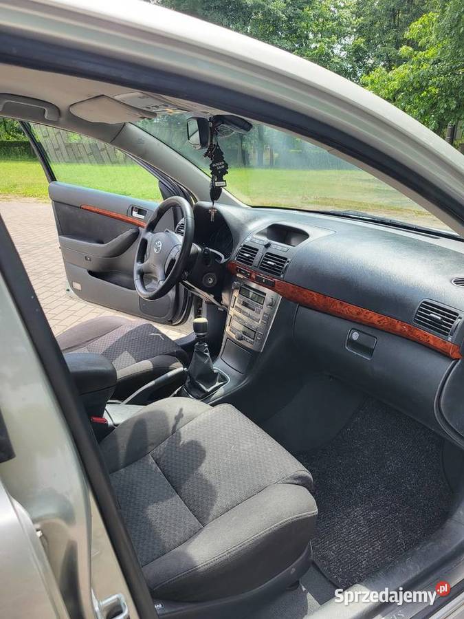 Toyota Avensis t25 manualna Kędzierzyn-Koźle