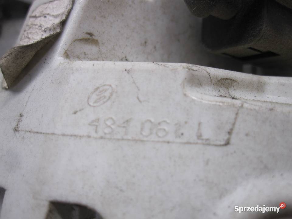 AUDI A4 B7 III 07r lampa lewa tył 8E9945095E Kielce