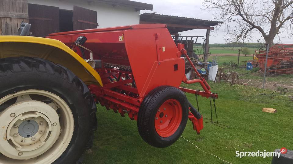 Siewnik Famarol 3m S0741 nieuszkodzony Masuny