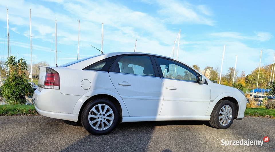 Opel Vectra 19 CDTI 8v 120 biały htb Zarejestrowany w Polsce małopolskie Brzesko
