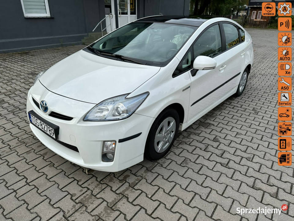 Toyota Prius 18 hybryda Pełny Serwis Aso Toyota Ostrowiec Świętokrzyski