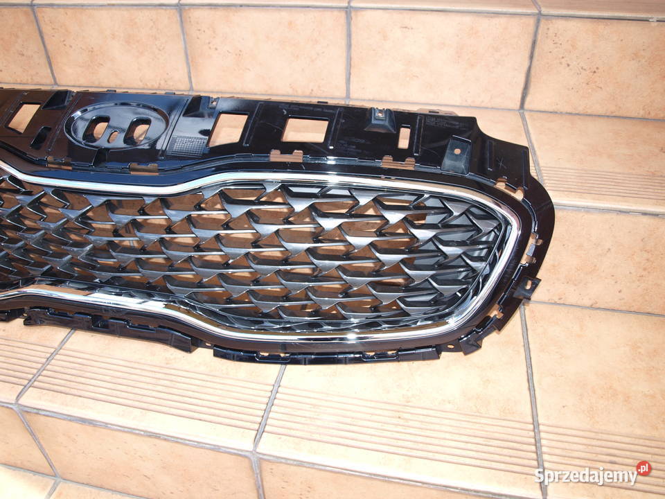 Kia Sportage grill chrom atrapa przód 2018 2020r sprzedam