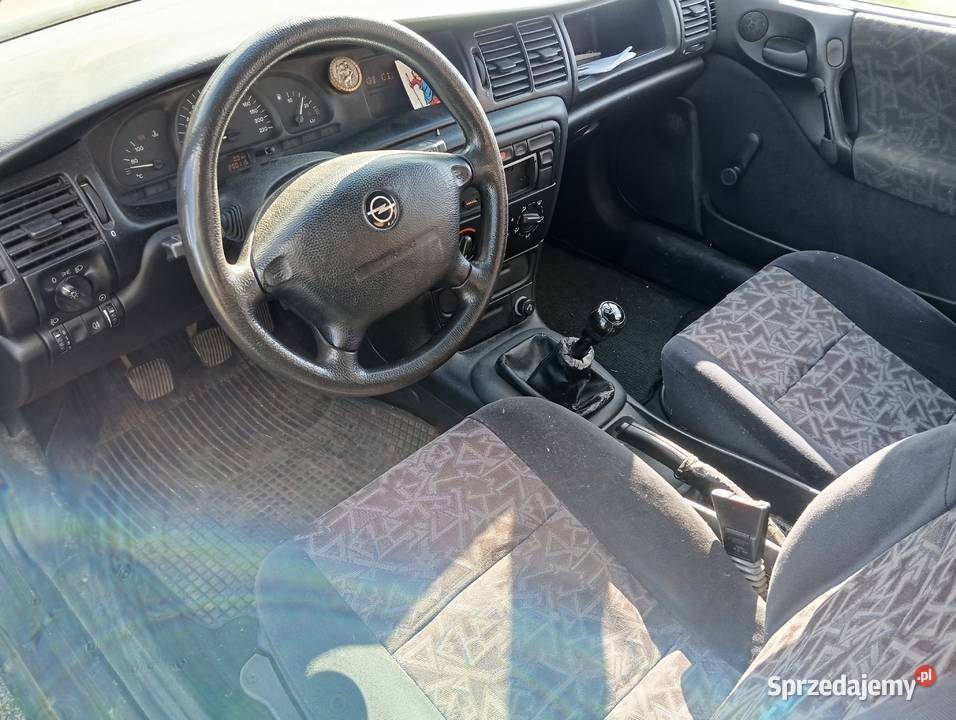 Opel Vectra B 16 16v 1996 Rok produkcji 1996 Vectra Krotoszyn