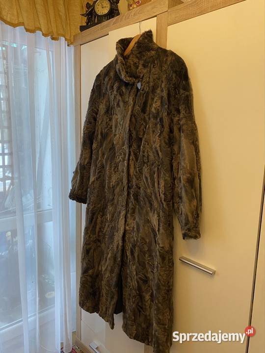 Płaszcz skórzany karakułowy