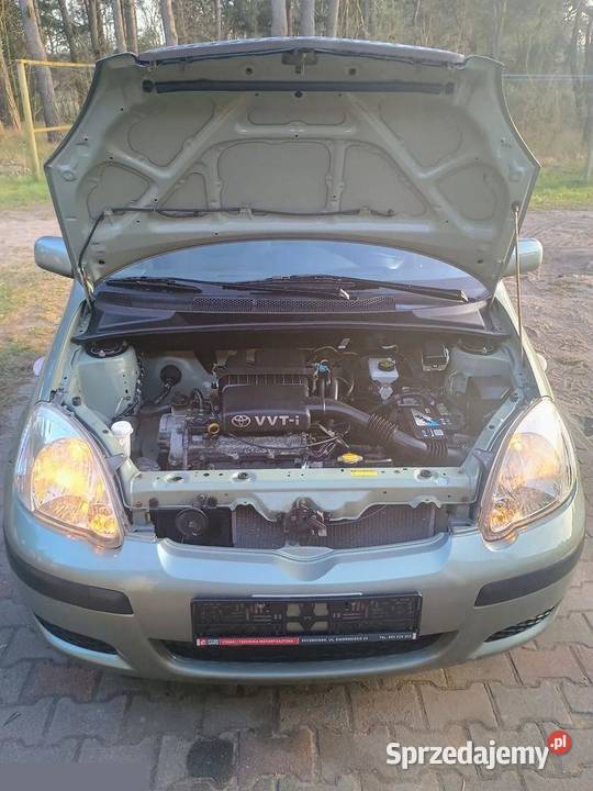Toyota Yaris 10 benzyna 65 2003r Dynamiczny i benzyna Człuchów
