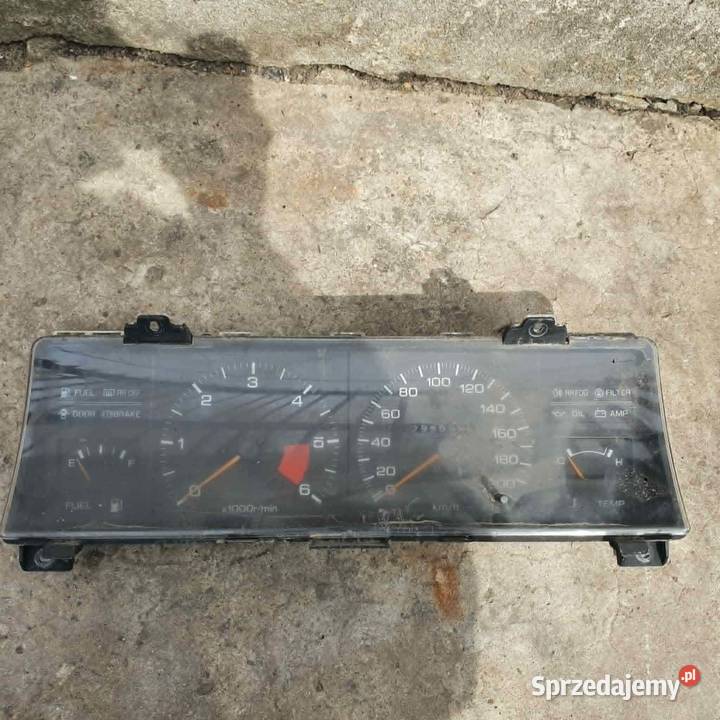 Liczniki zegary obrotomierz Nissan Sunny N13 osobowe Kraków sprzedam