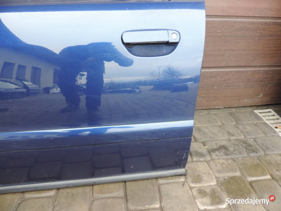 AUDI A4 B5 FL SEDAN DRZWI LEWE PRZEDNIE LZ5K Rok produkcji 2001 Nowy Sącz
