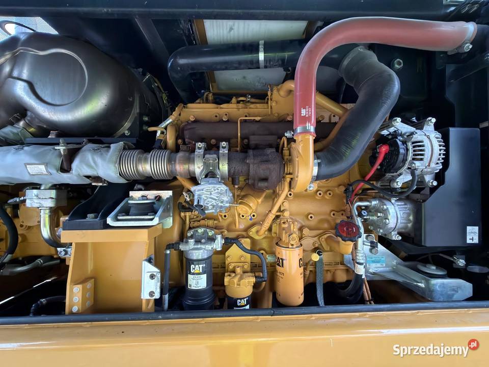 Koparka kołowa CAT MH 3022 2020 Koparki świętokrzyskie