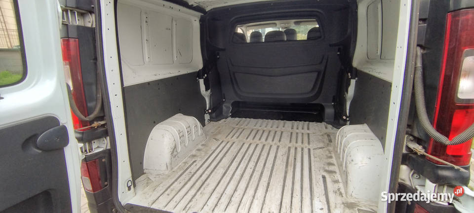 RENAULT TRAFIC III Brygadowy 6 osób TwinTurbo