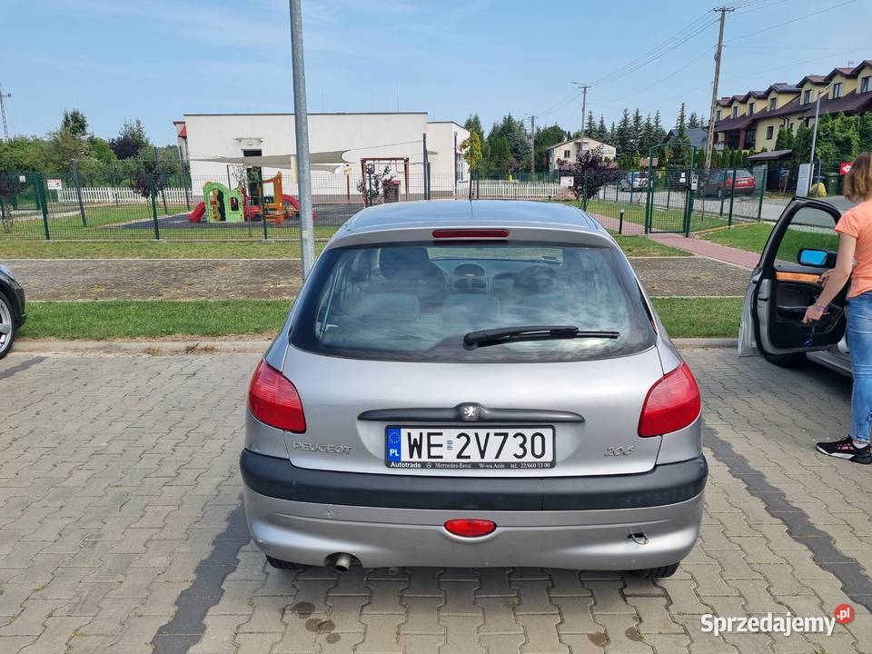 Sprzedam peugeota nieuszkodzony 206 sprzedam