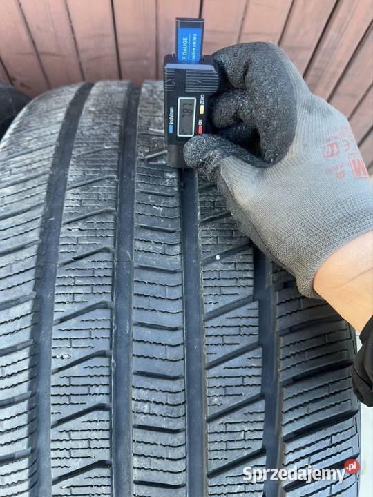 Opony wielosezonowe 29535R21 Rzeszów sprzedam