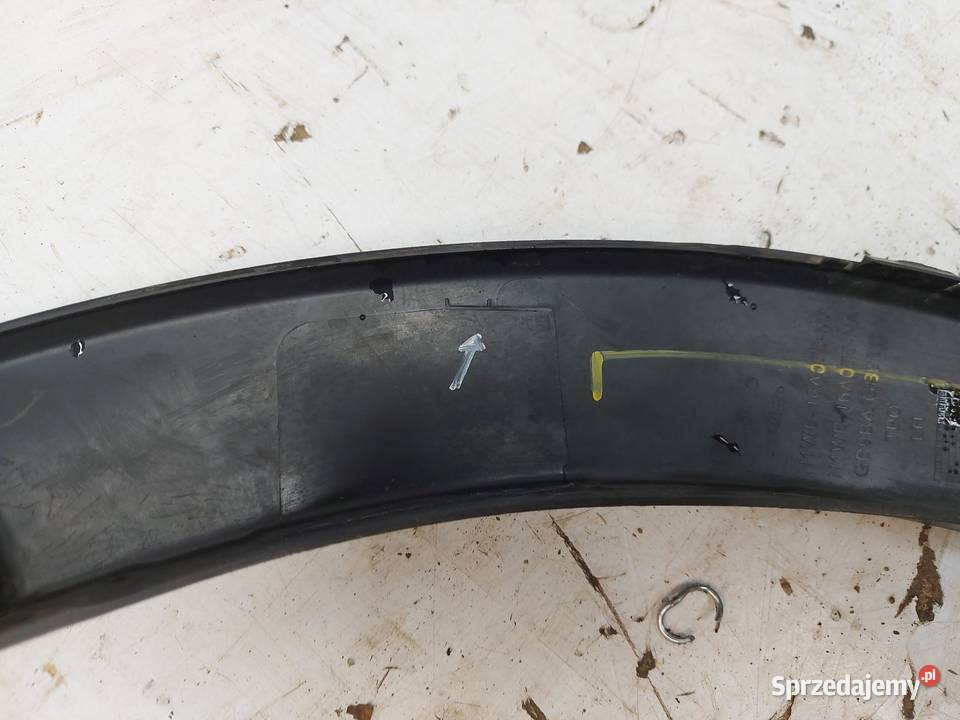 Ford Ranger VI 6 2024r LISTWA BŁOTNIKA LEWY osobowe