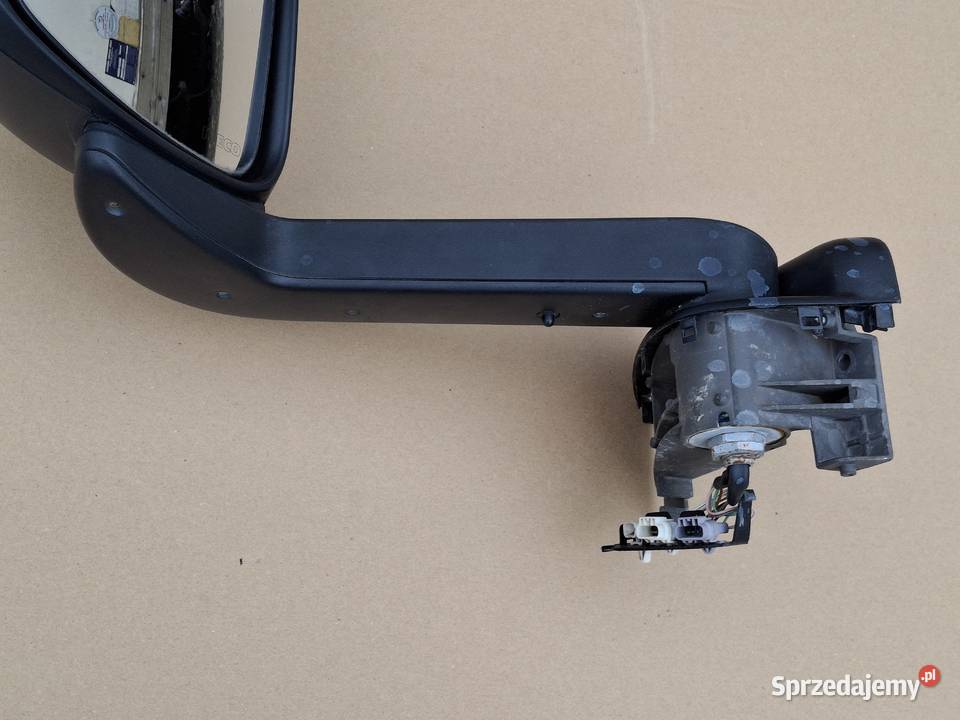 IVECO TRAKKER STRALIS EUROCARGO LUSTERKO LUSTRO Bieleń