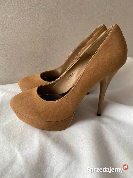 Szpilki w kolorze karmelowym Dąbrowa Górnicza