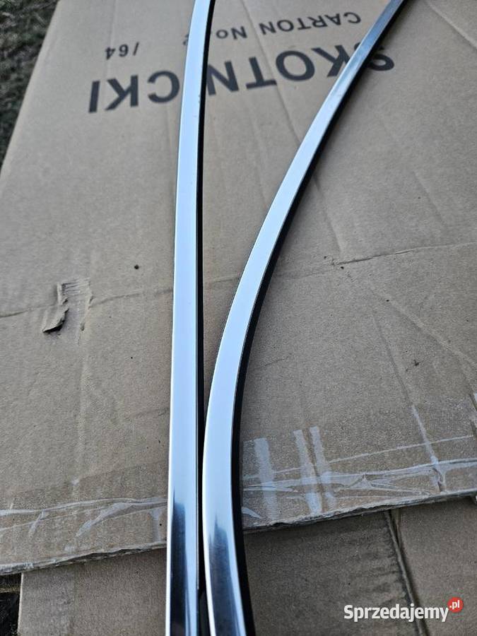 Listwy karoseryjne Bmw E32 Listwy Lublin