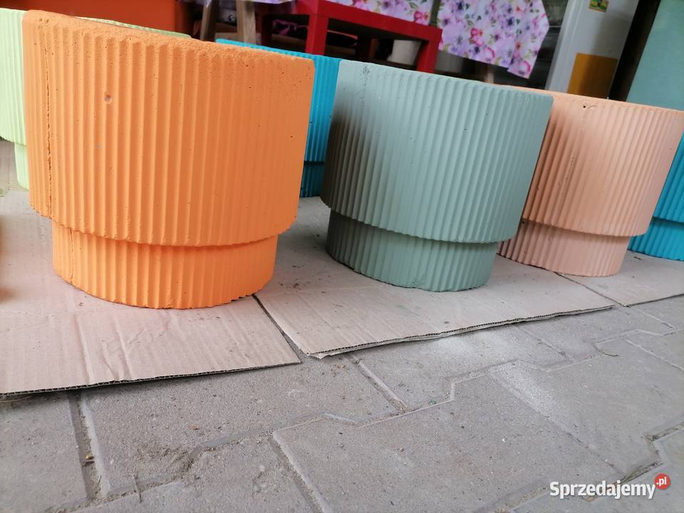 Donice z betonu Syców