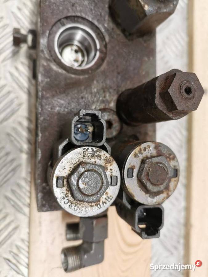 Blok sterujący osią Massey Ferguson 7618 Dana Wilkowo