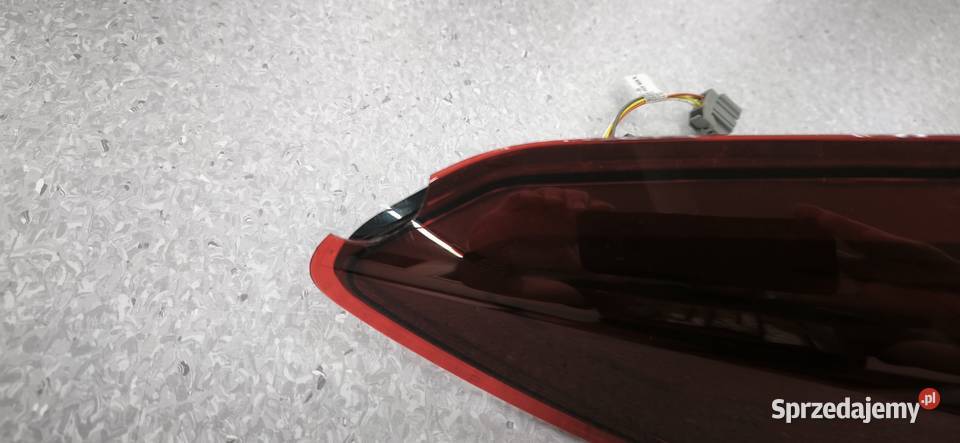 Lampa zewnętrzna lewa FOCUS 22 kombi uszkodzona Kobyłka