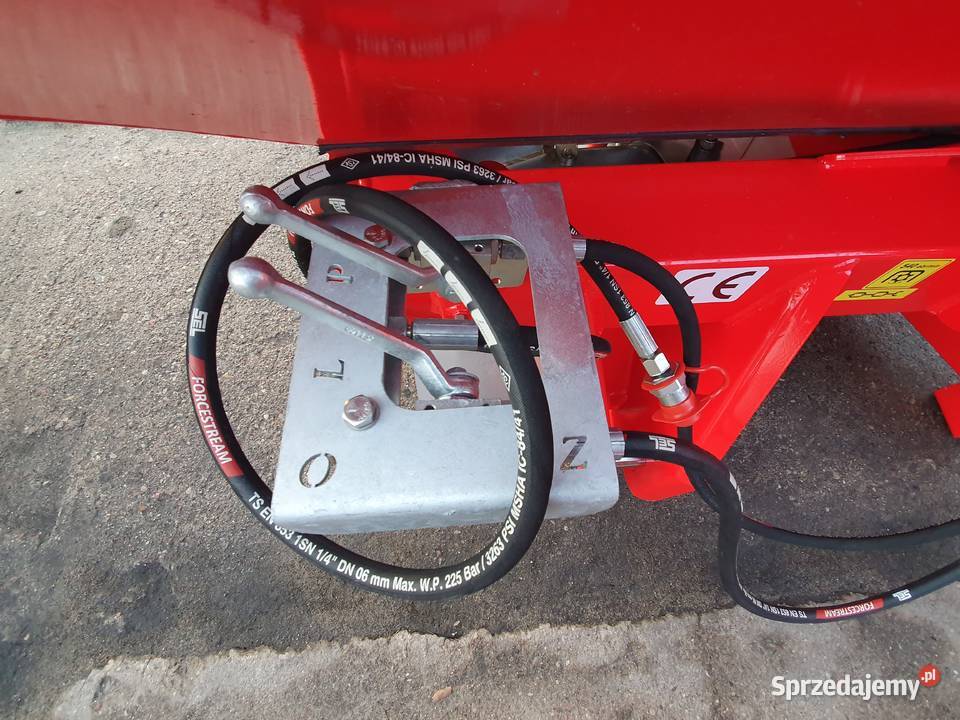 Rozsiewacz Junior Woprol Akpil łódzkie Kutno