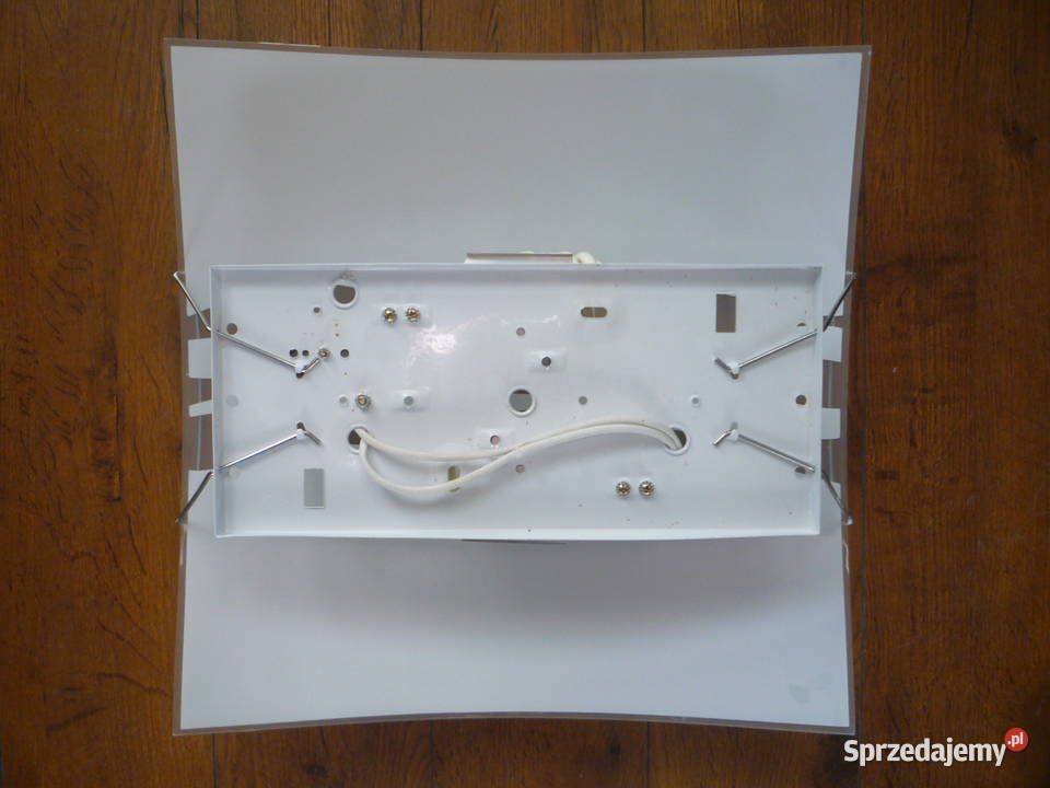 Plafon biały lampa sufitowa Nowa Szczecin