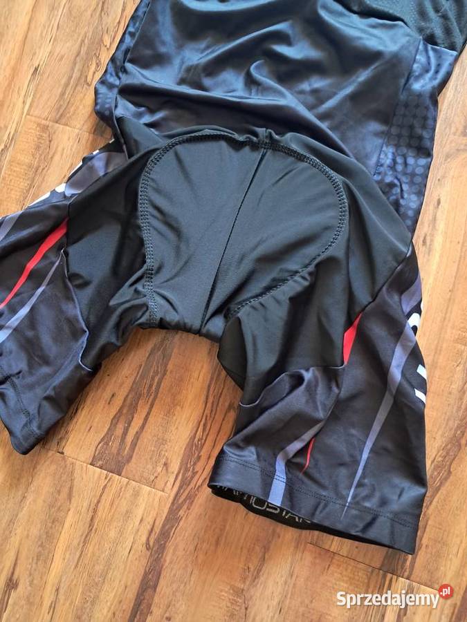 nowy strój na rower rozmiar z metki 2XL ale to świętokrzyskie Sandomierz
