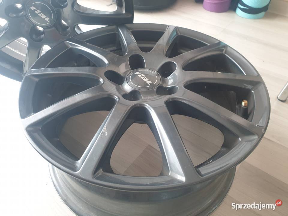 Alufegi Rial Milano 16 5x115 Kraków sprzedam