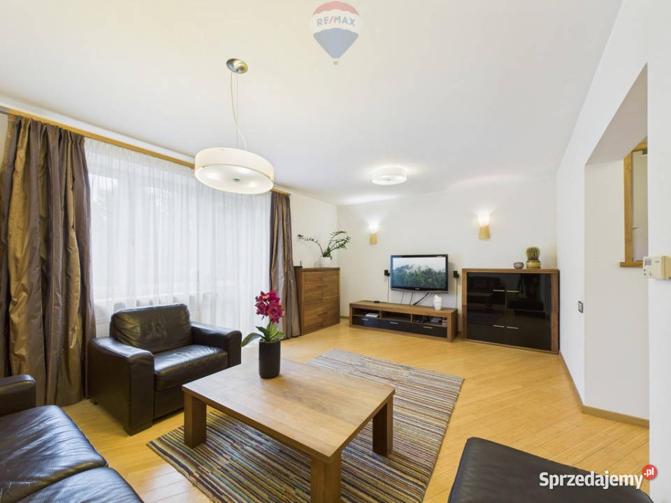 Komfortowy dom w Raszynie Janki Falenty