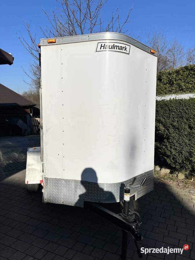 Przyczepka osobowa 750 lekka zabudowana Do samochodów osobowych Jasło