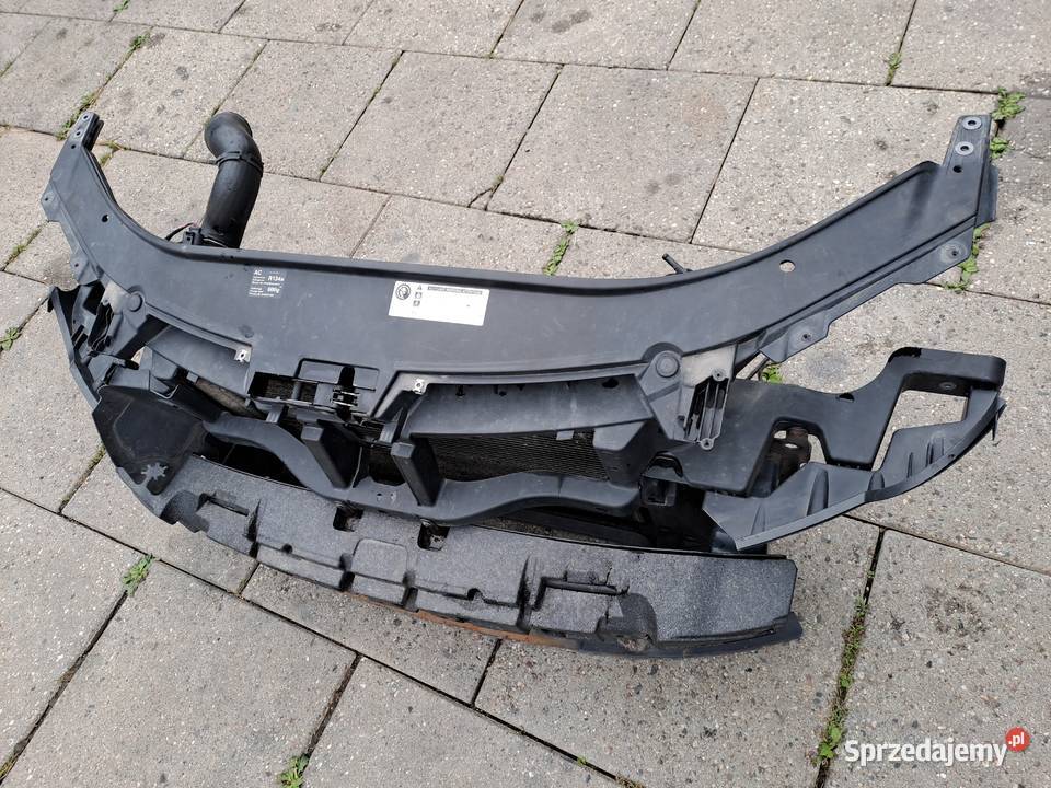 Volkswagen Passat B6 20 TDi pas przedni Jastrzębie-Zdrój