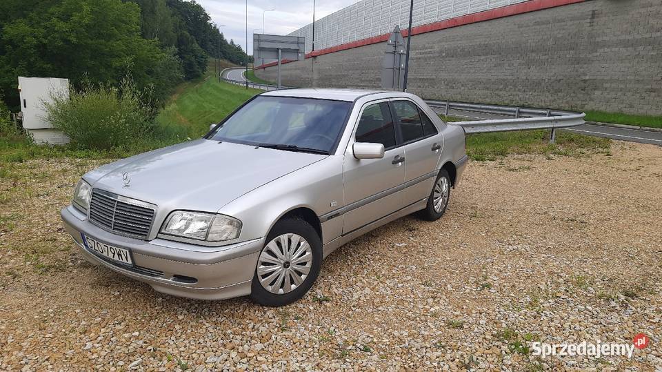W202 c klasa 22cdi 125 skóra ESP nowy przegląd Rybnik sprzedam
