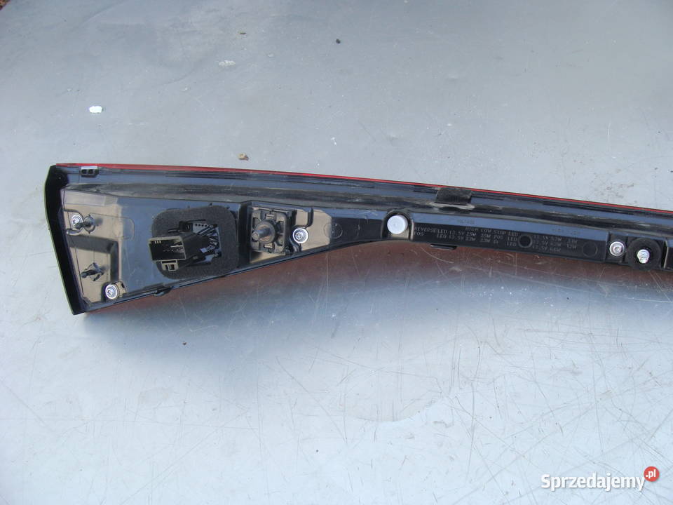 SEAT LEON IV LAMPA TYLNA W KLAPĘ BLENDA Goleniów
