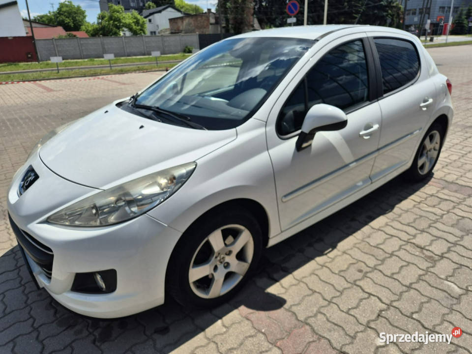 Peugeot 207 ładny klimatronic Serwisowany Samochody osobowe Warszawa