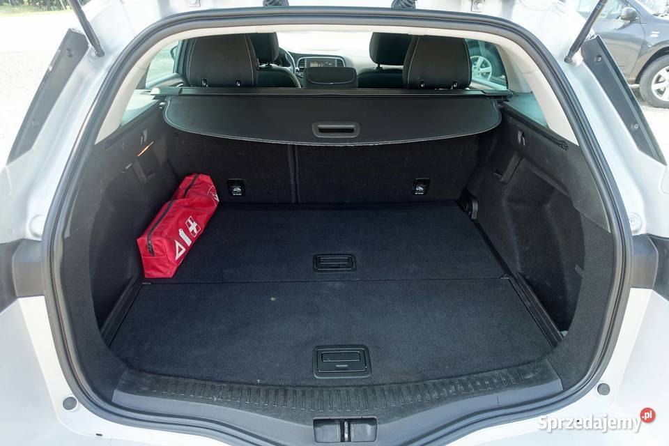 Renault Megane 13TCe 140 EDC Automat Limited Buczkowice