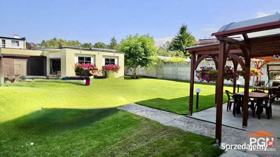 sprzedaży domu wolnostojącego 420m2 Pobierowo Liczba pokoi 7 sprzedam