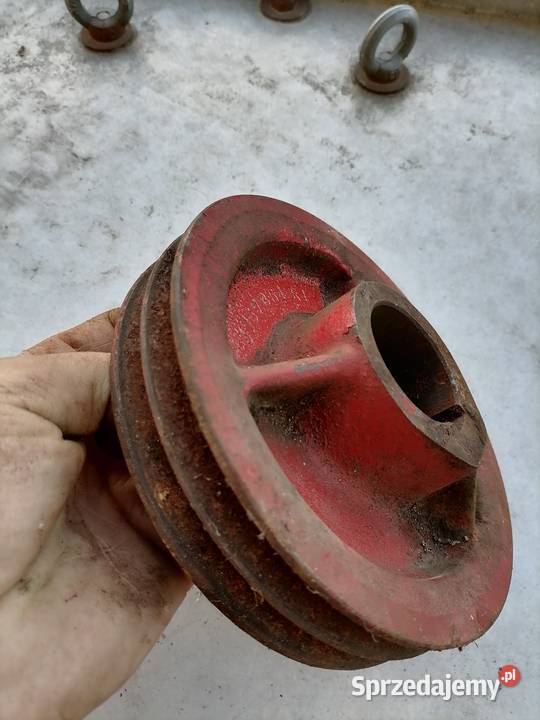 Koło pasowe napędu pompy hydraulicznej