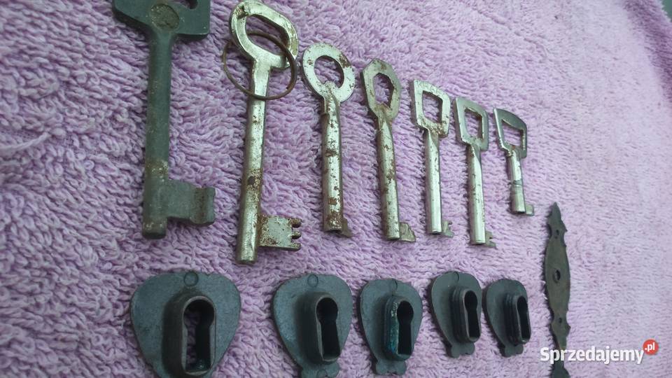 Zawiasy uchwyty rączki szyldy do Tuszkowo