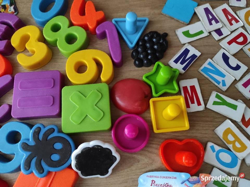 Zestaw magnesów Magnesy literki i cyferki notesy Płock