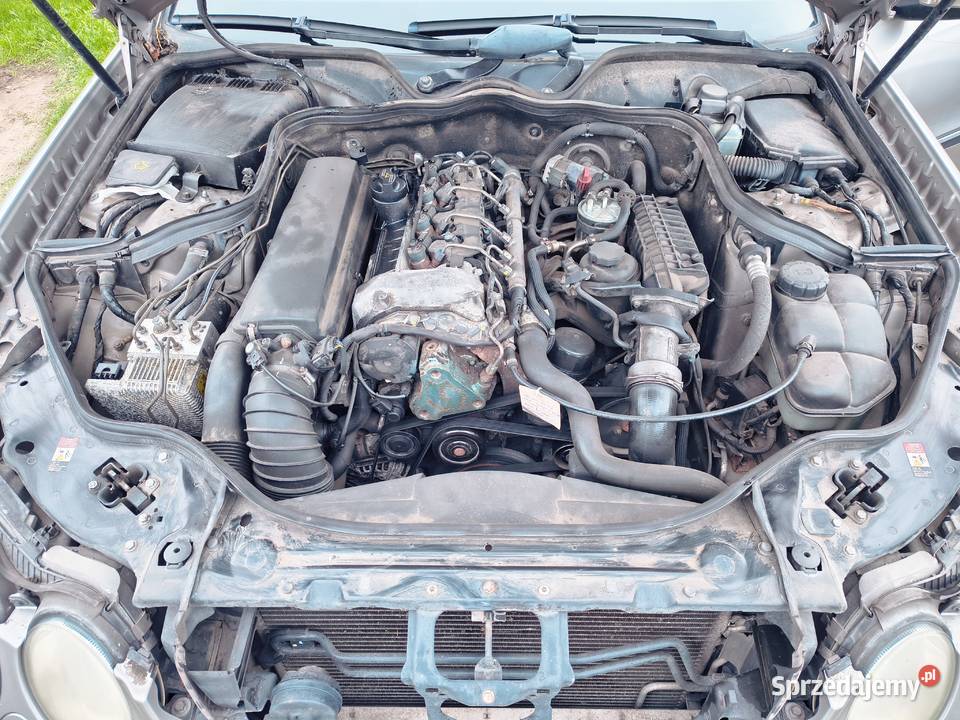 Mercedes E W211 22 D automat AMG Golczewo