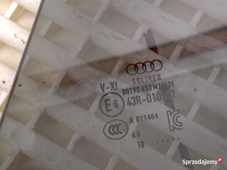 SZYBA PRAWY TYŁ PODWÓJNA AUDI Q8 SUV 4M8845026B