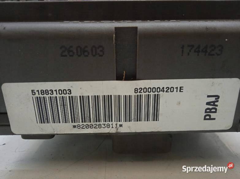 SKRZYNKA BEZPIECZNIKÓW 8200283811 Renault Laguna Skrzynki bezpieczników