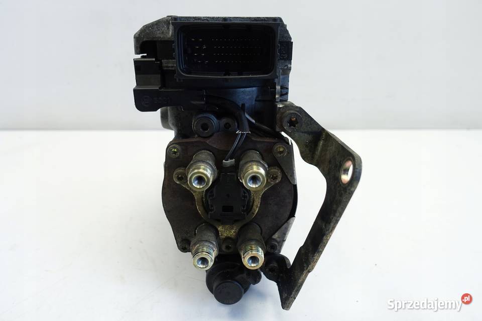 Saab 95 22 TID POMPA WTRYSKOWA PALIWA 0470504226 Pompy wtryskowe Janów sprzedam