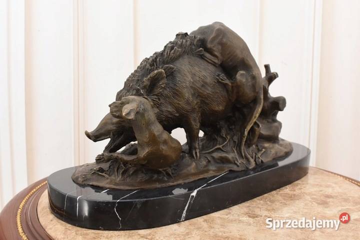 Atak Psów Na Dzika Myśliwska Figura Rzeźba z małopolskie
