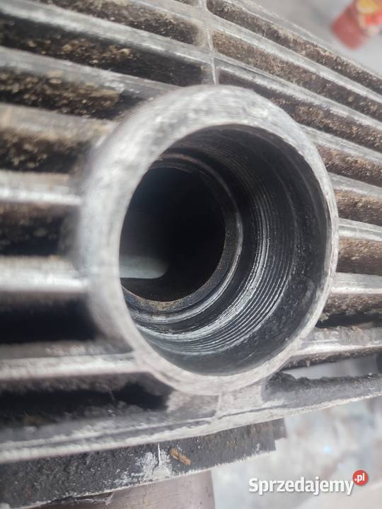 Cylinder z głowicą etz 300 Łuków