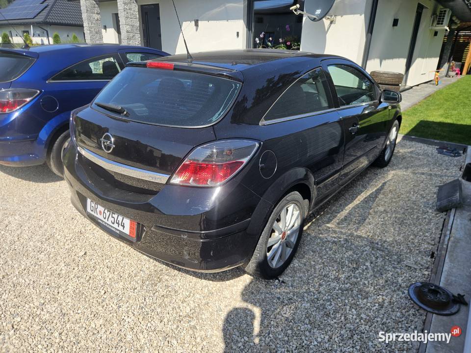 Opel Astra H GTC 16 115 2007r łódzkie