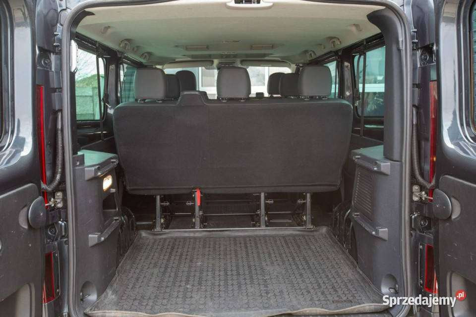 Renault Trafic 9Osobowy Salon Polska Stan III czujnik deszczu Jarocin