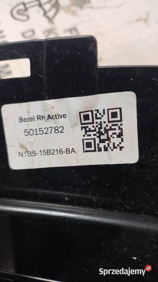 Lewa kratka zderzak Ford Fiesta Active Czerwionka-Leszczyny sprzedam