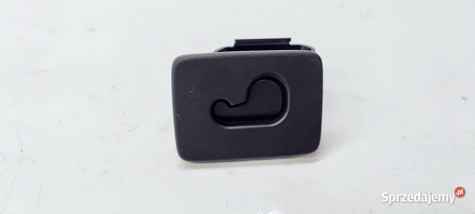 UCHWYT MOCOWANIE ROLETY AUDI A4 B8 Q5 8K9861735 osobowe Przystajń