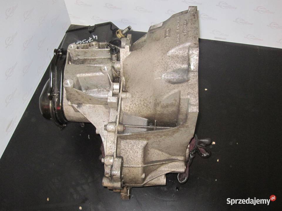 FORD FOCUS 10 ECOBOOST 12R 100 M2DA CV6R7002BBB osobowe