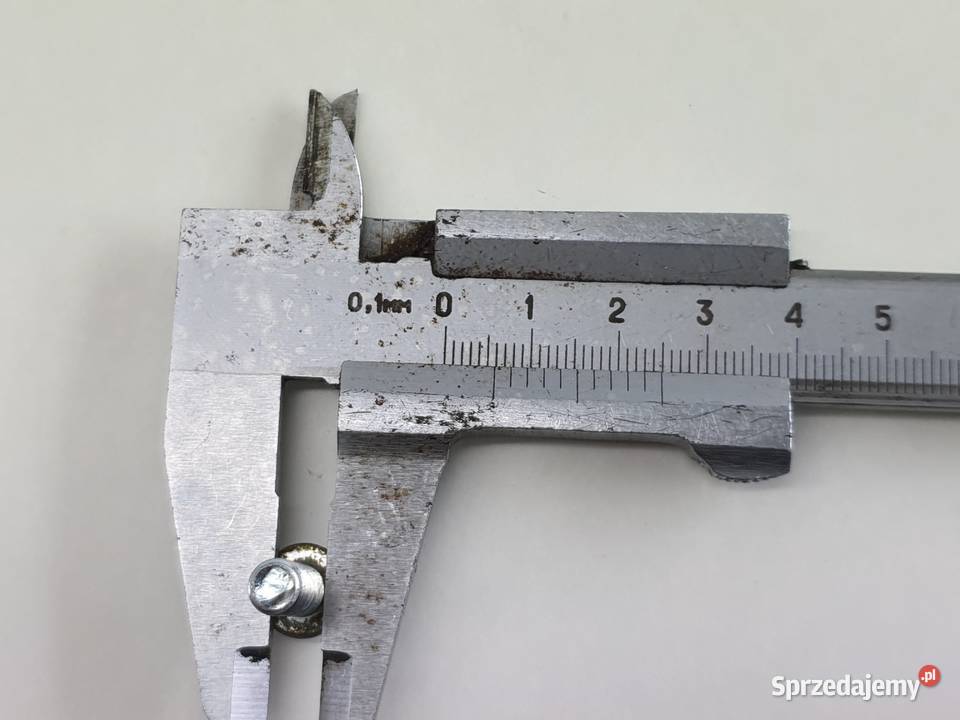 SRUBA SZPILKA POKRYWY TGB BLADE 550 IRS Mocowania i uchwyty Janowice